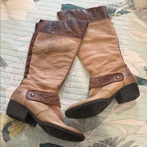 Born Two-Tone Leather Heeled Boots Well Loved and Comfy!